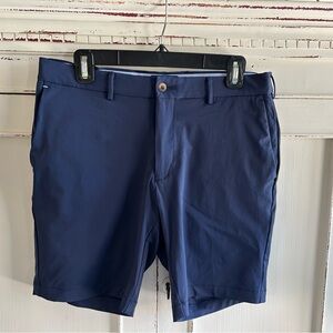 Peter Millar Flat Front Shorts in Navy with Comfortable Fit and Quality Fabric